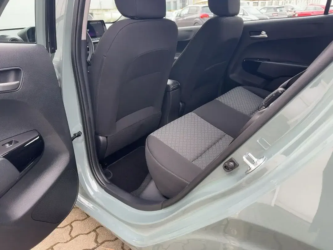 Kia Picanto - Thumbnail 9