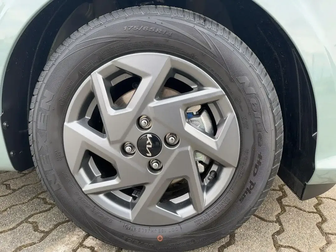 Kia Picanto - Thumbnail 13