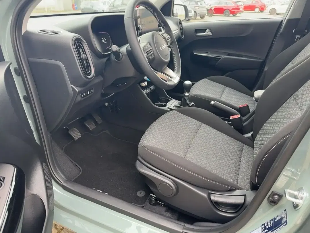 Kia Picanto - Thumbnail 8