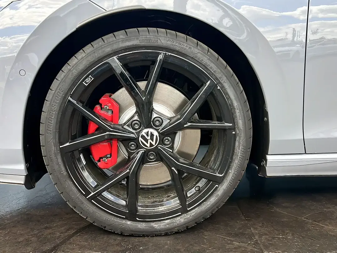 Volkswagen Golf GTI - Thumbnail 5