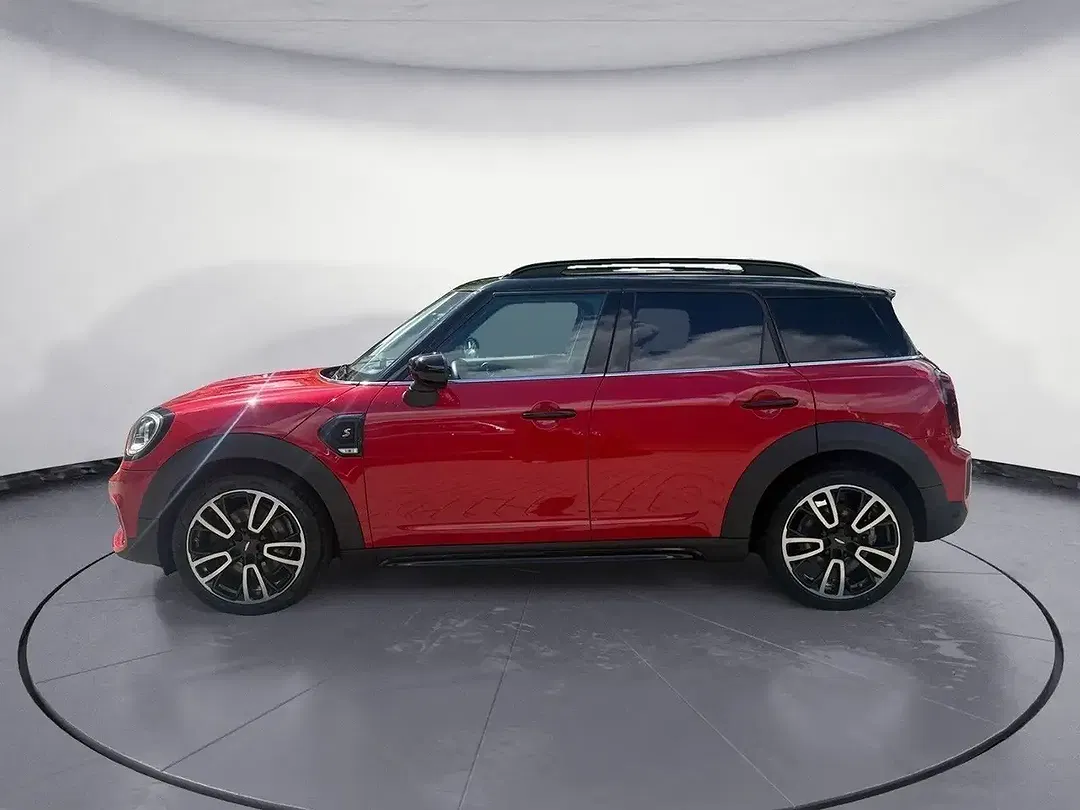 MINI Cooper SD Countryman - Thumbnail 2
