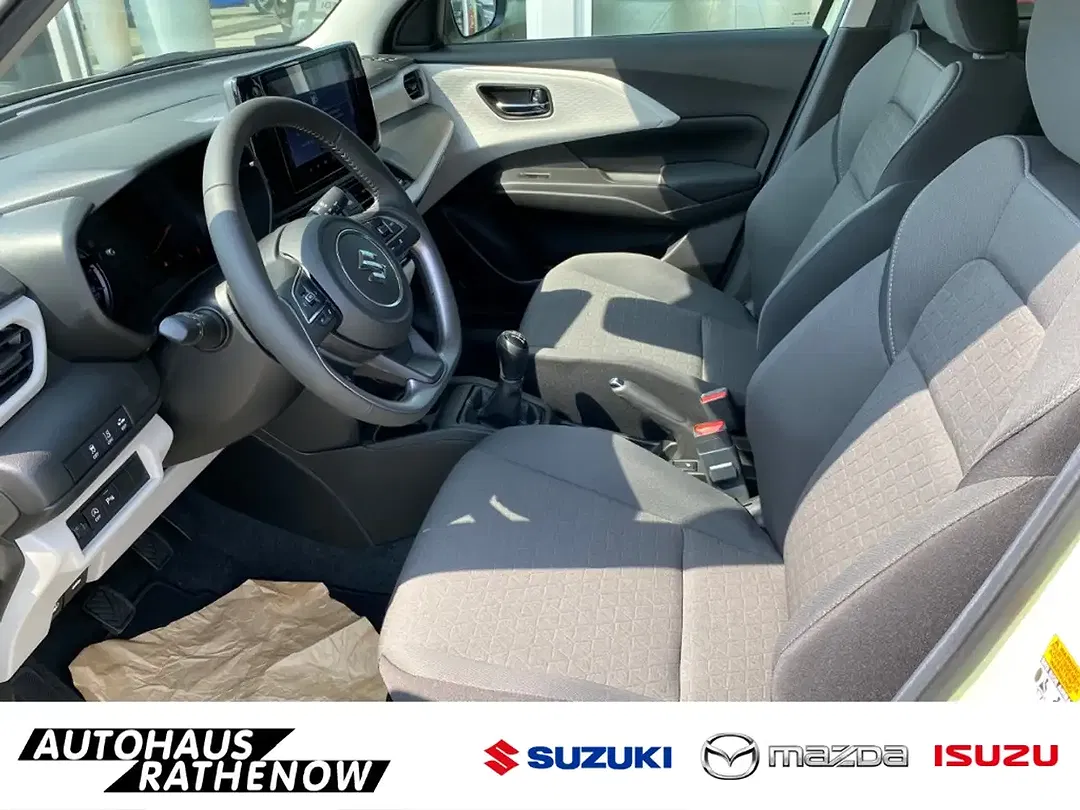 Suzuki Swift - Thumbnail 10