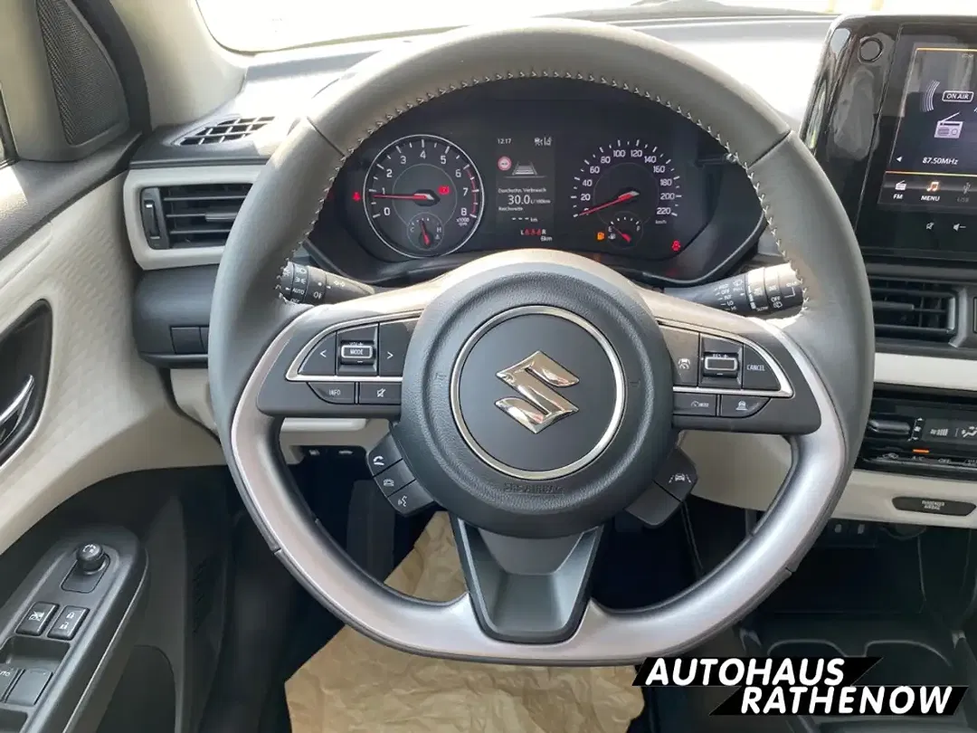 Suzuki Swift - Thumbnail 15