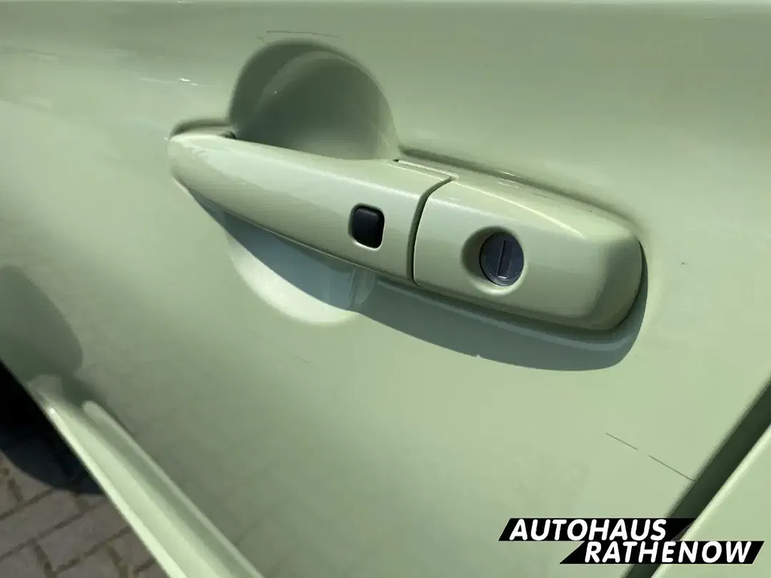 Suzuki Swift - Thumbnail 6