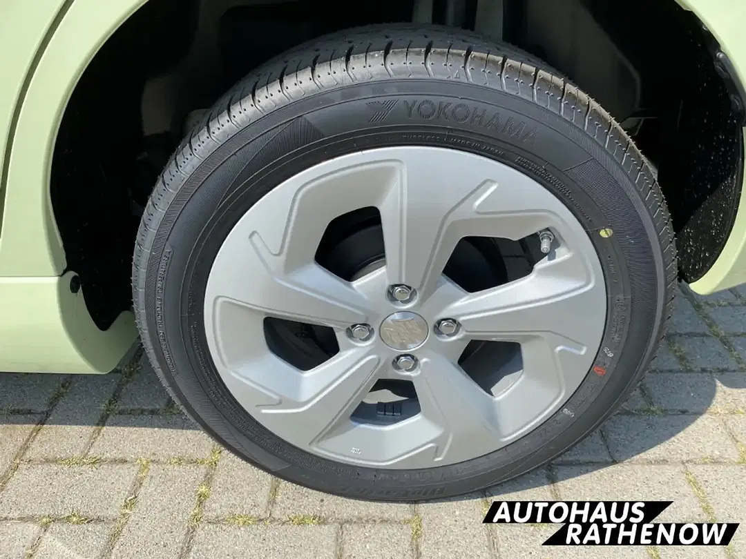 Suzuki Swift - Thumbnail 9