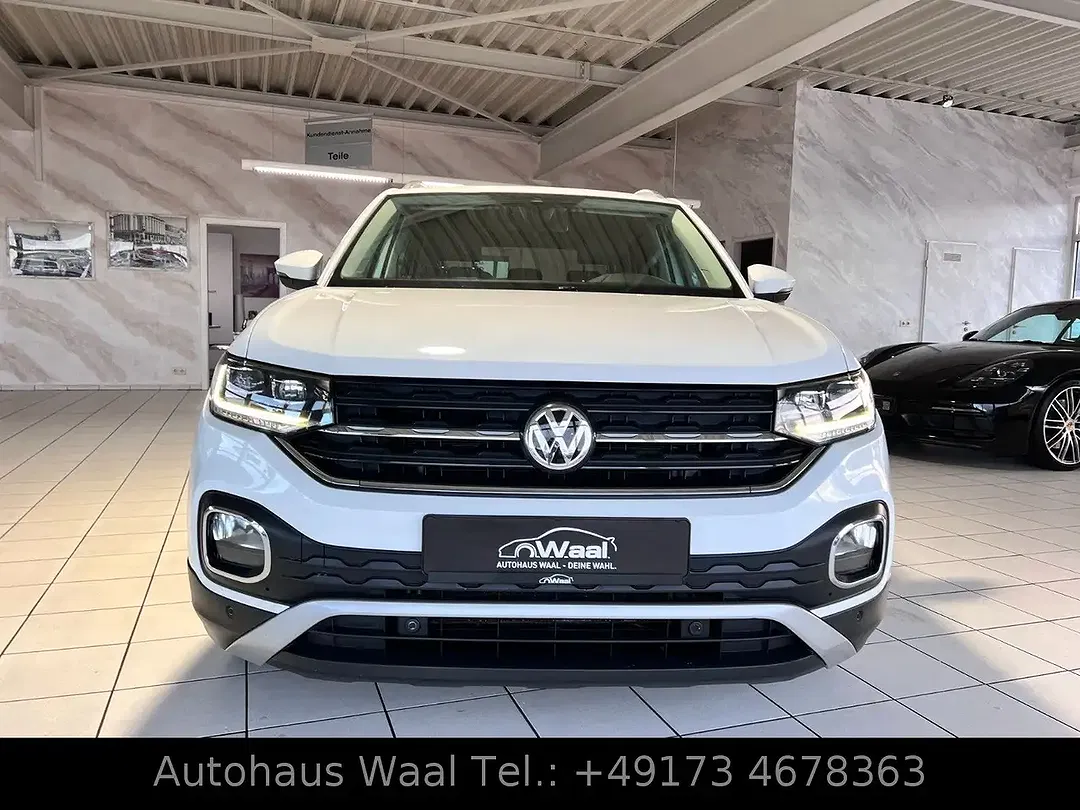 Volkswagen T-Cross - Thumbnail 2