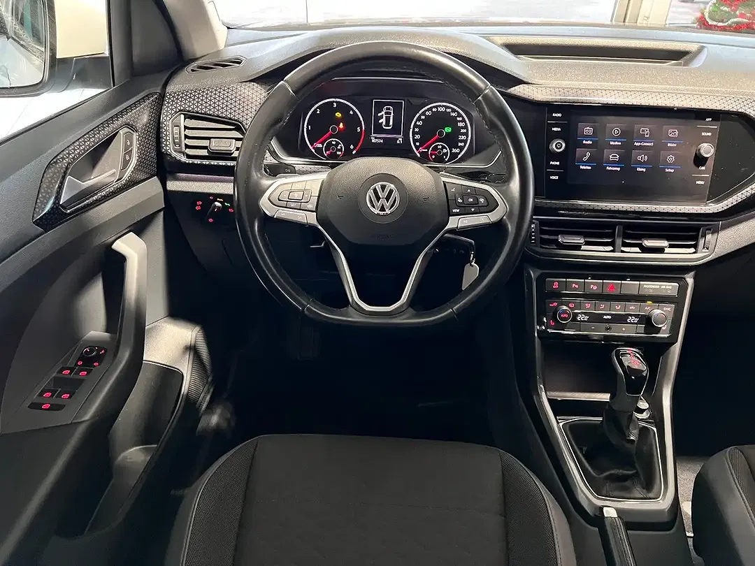 Volkswagen T-Cross - Thumbnail 9
