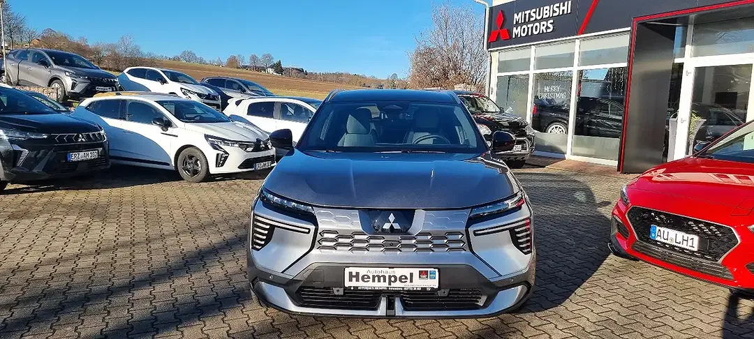 Mitsubishi Eclipse Cross - Thumbnail 2
