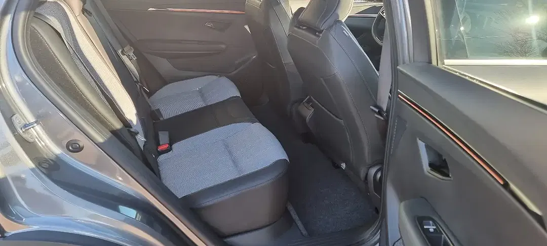Mitsubishi Eclipse Cross - Thumbnail 9