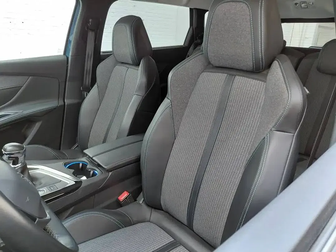 Peugeot 5008 - Thumbnail 11