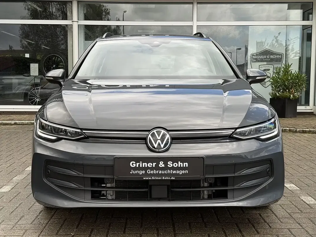 Volkswagen Golf - Thumbnail 2