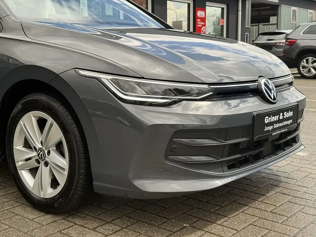 Volkswagen Golf - Thumbnail 4