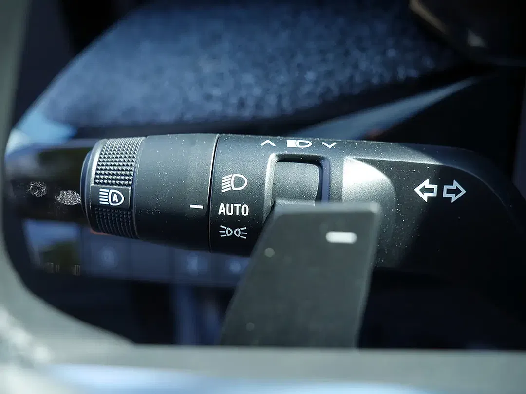 Renault Clio - Thumbnail 14