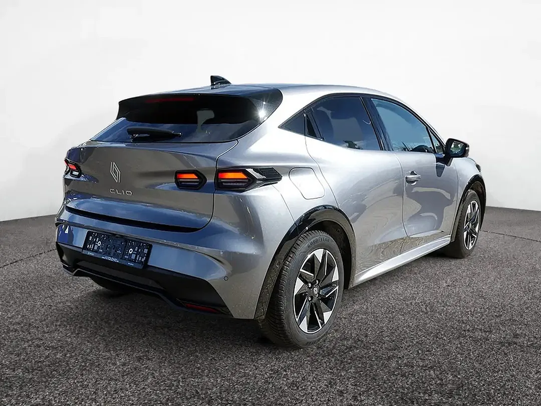 Renault Clio - Thumbnail 4