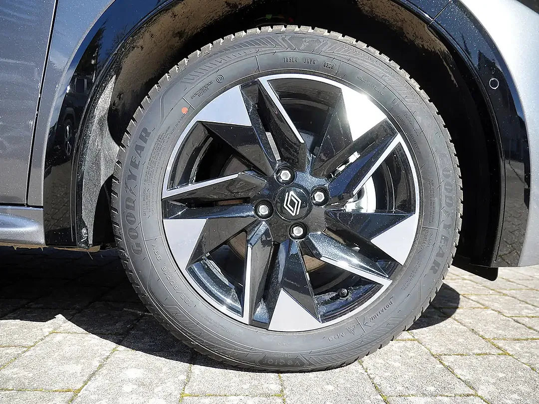 Renault Clio - Thumbnail 6