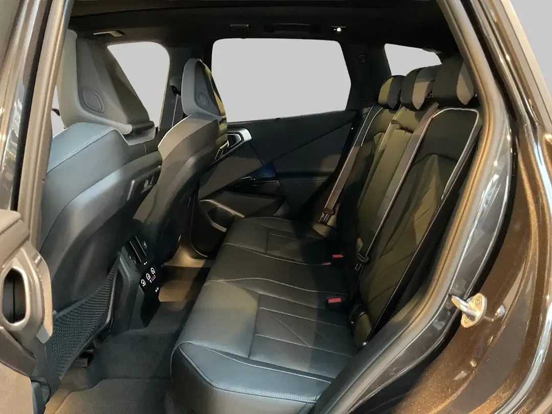 BMW X3 - Thumbnail 8