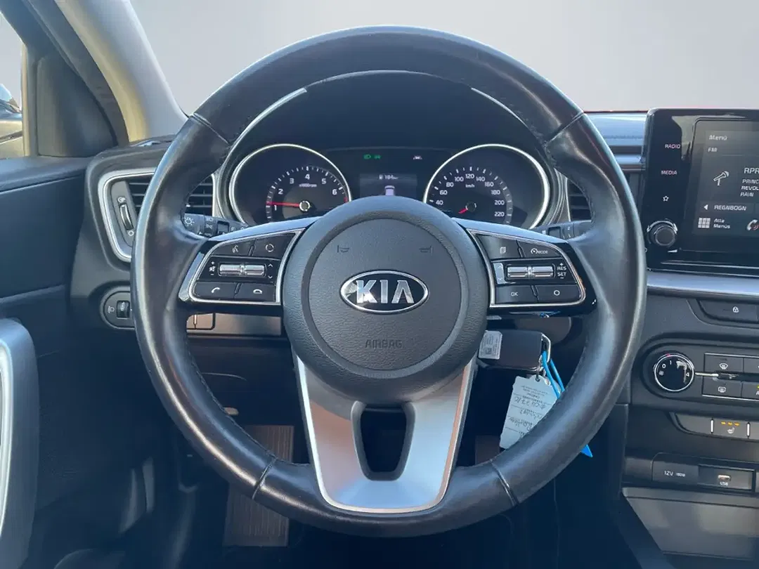 Kia XCeed - Thumbnail 12