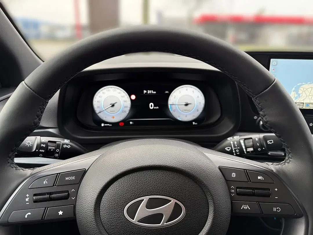 Hyundai i20 - Thumbnail 10