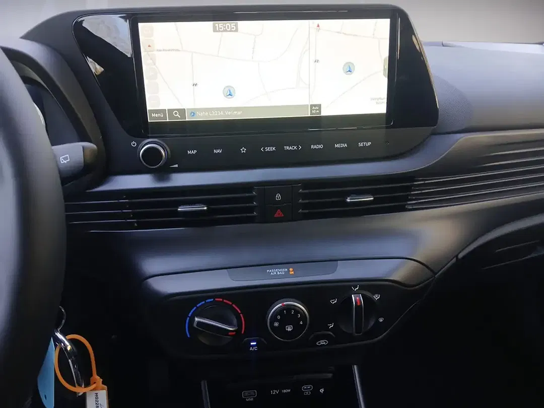 Hyundai i20 - Thumbnail 10