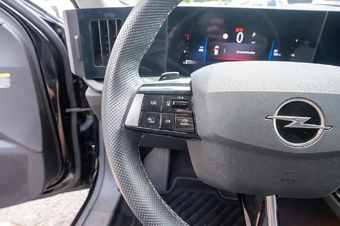 Opel Astra - Thumbnail 13
