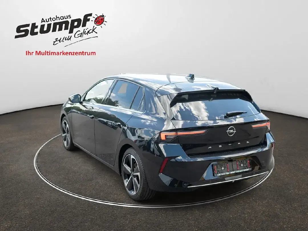 Opel Astra - Thumbnail 6