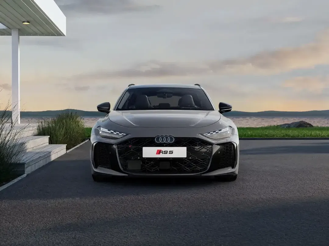 Audi RS5 - Thumbnail 2