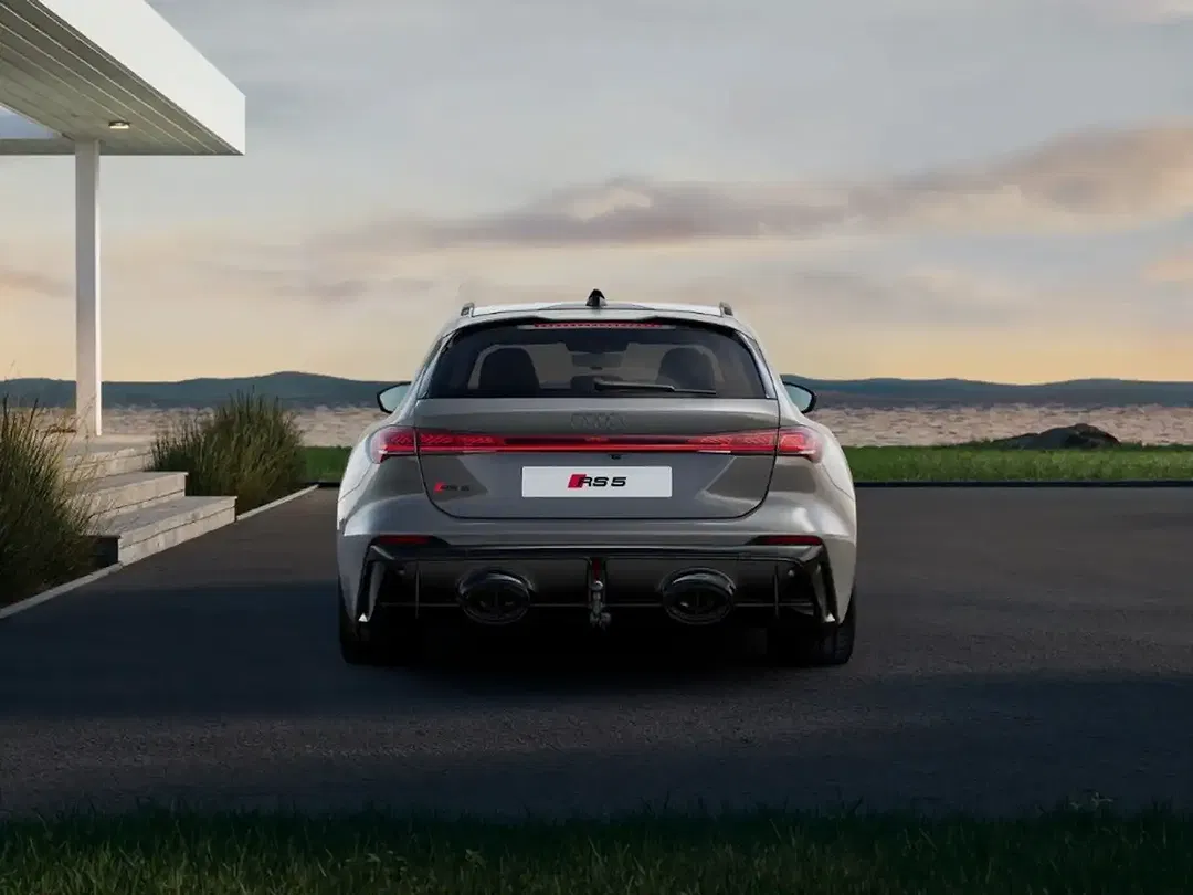 Audi RS5 - Thumbnail 4