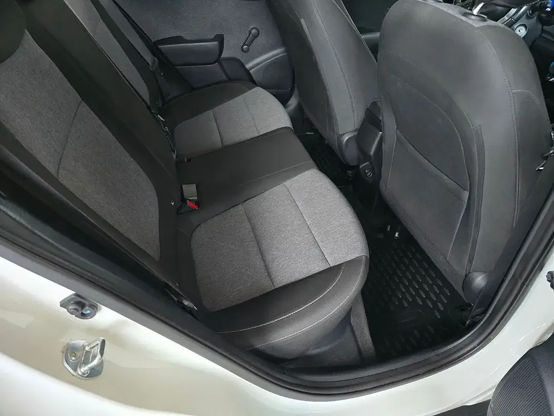 Kia Stonic - Thumbnail 13