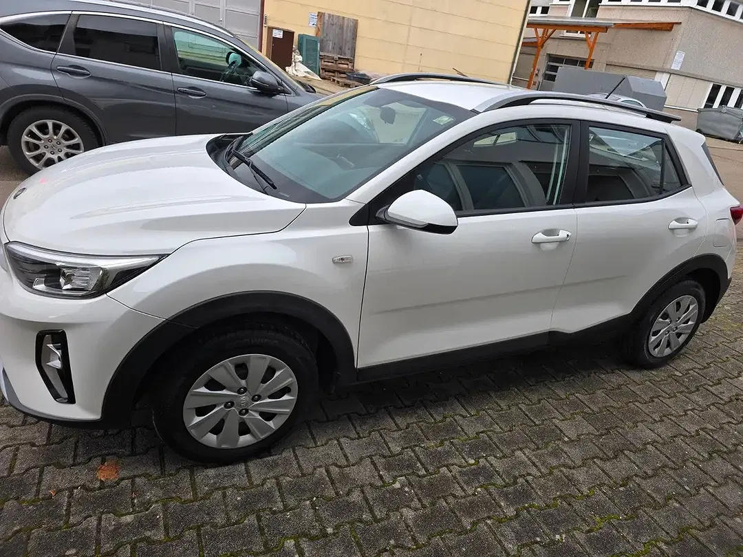 Kia Stonic - Thumbnail 5