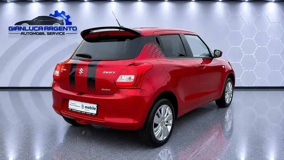 Suzuki Swift - Thumbnail 5