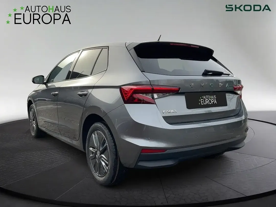 Skoda Fabia - Thumbnail 2