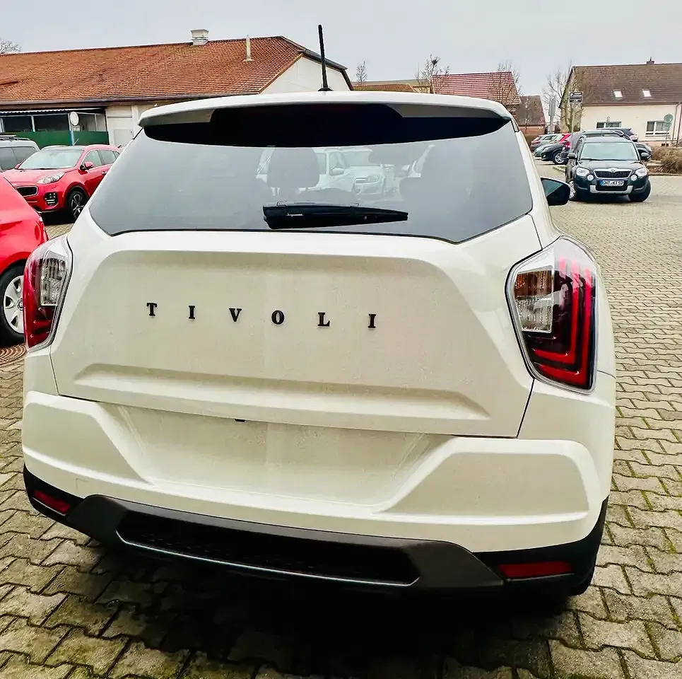 KGM Tivoli - Thumbnail 6