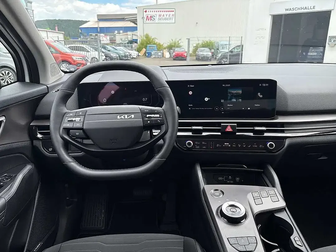 Kia Sportage - Thumbnail 13