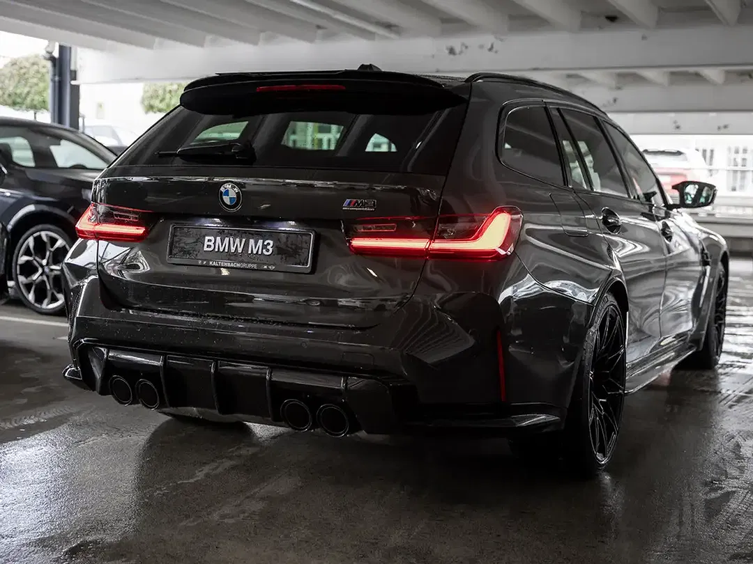 BMW M3 - Thumbnail 6