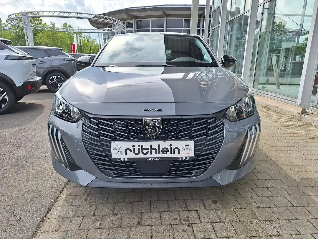 Peugeot 208 - Thumbnail 2