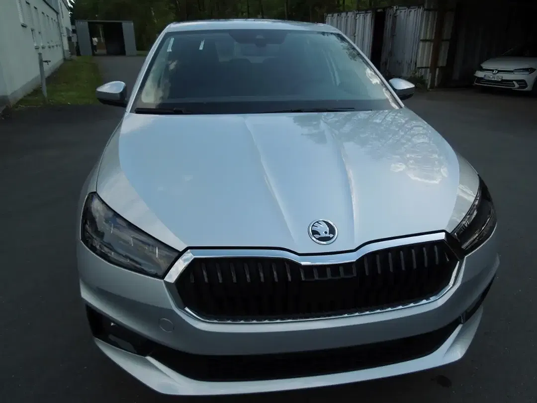Skoda Fabia - Thumbnail 2