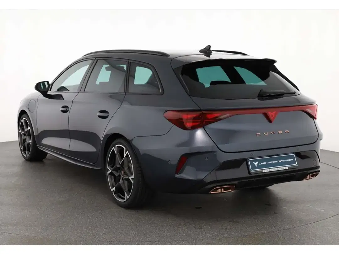 CUPRA Leon - Thumbnail 3