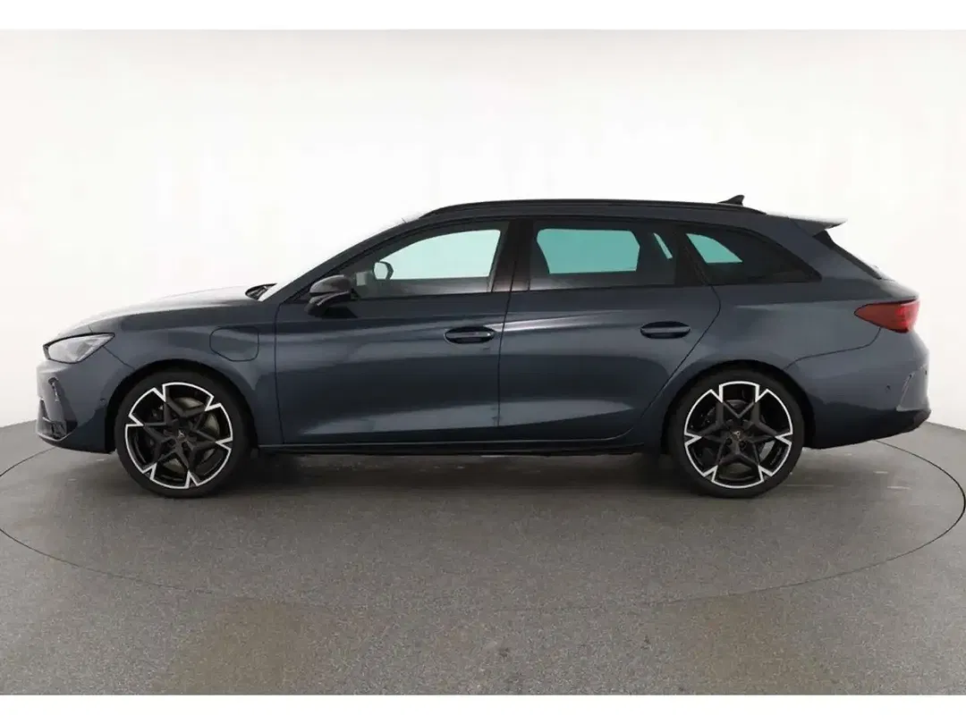 CUPRA Leon - Thumbnail 4