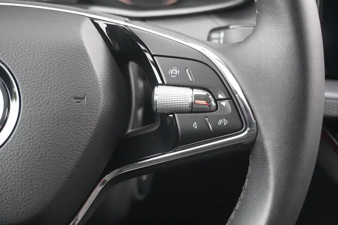 Skoda Scala - Thumbnail 12