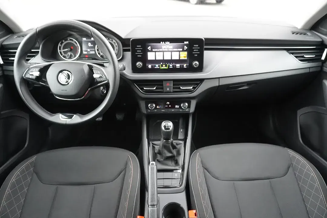 Skoda Scala - Thumbnail 8