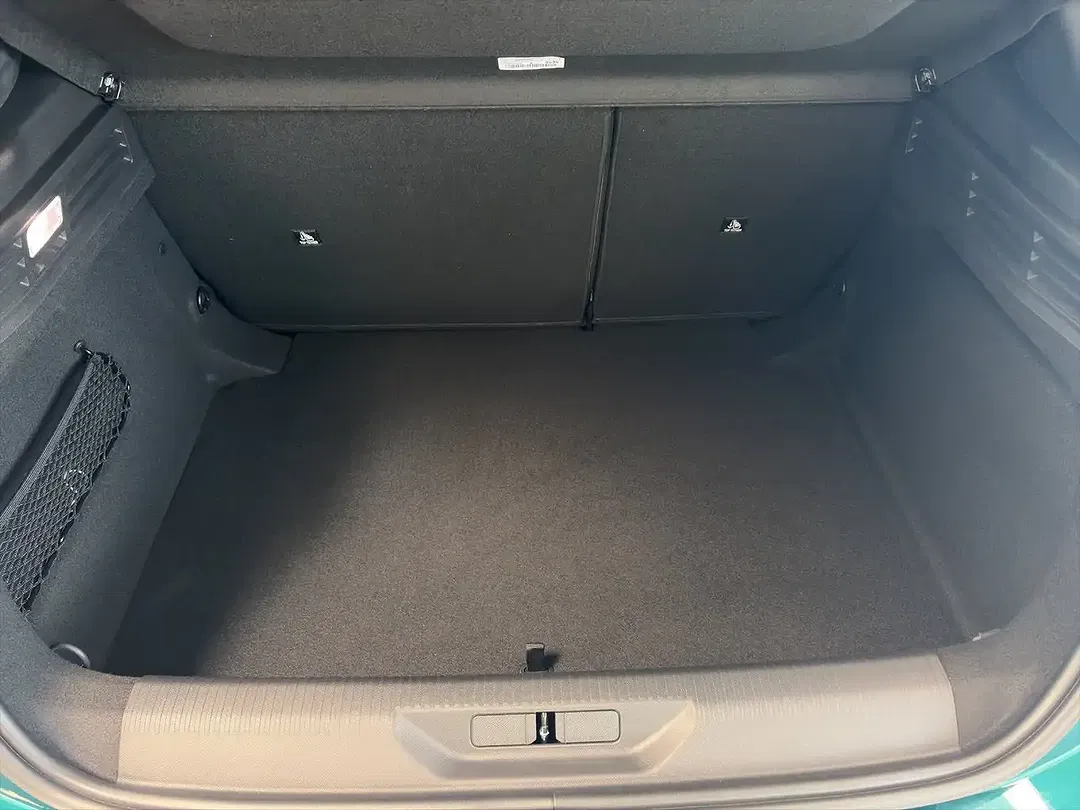 Peugeot 308 - Thumbnail 13