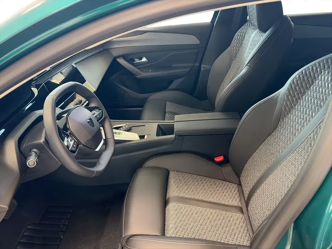 Peugeot 308 - Thumbnail 7