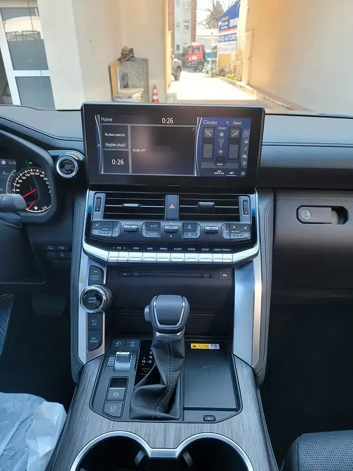 Toyota Land Cruiser - Thumbnail 14