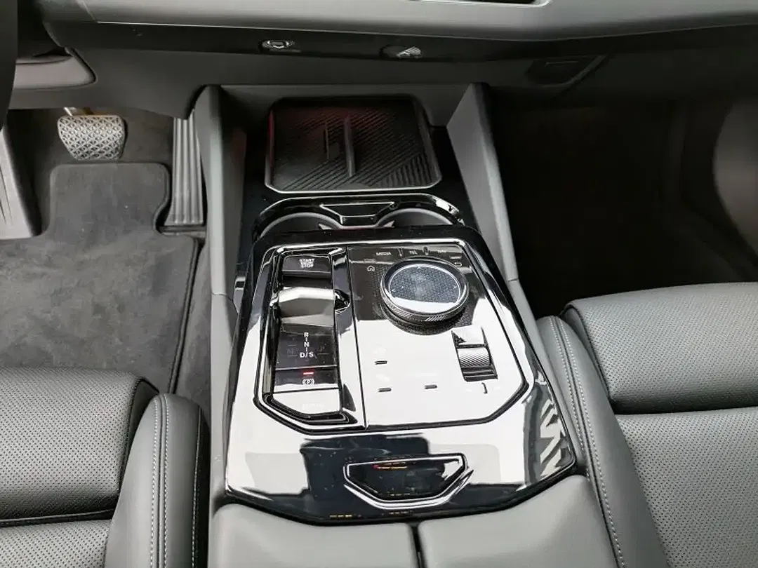 BMW 530 - Thumbnail 9
