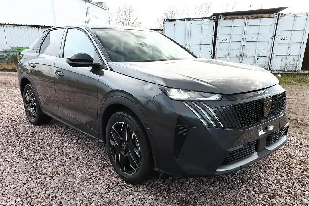 Peugeot 3008 - Thumbnail 2