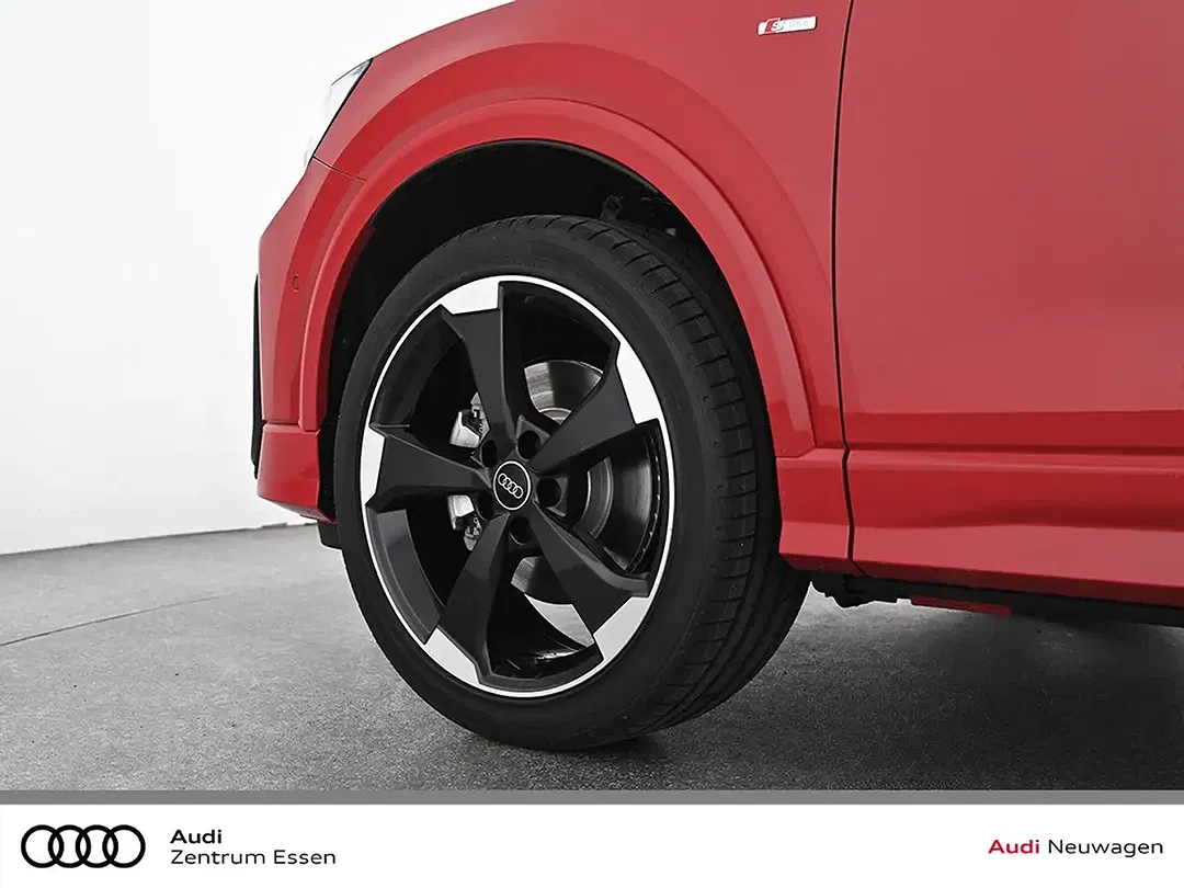 Audi Q2 - Thumbnail 5
