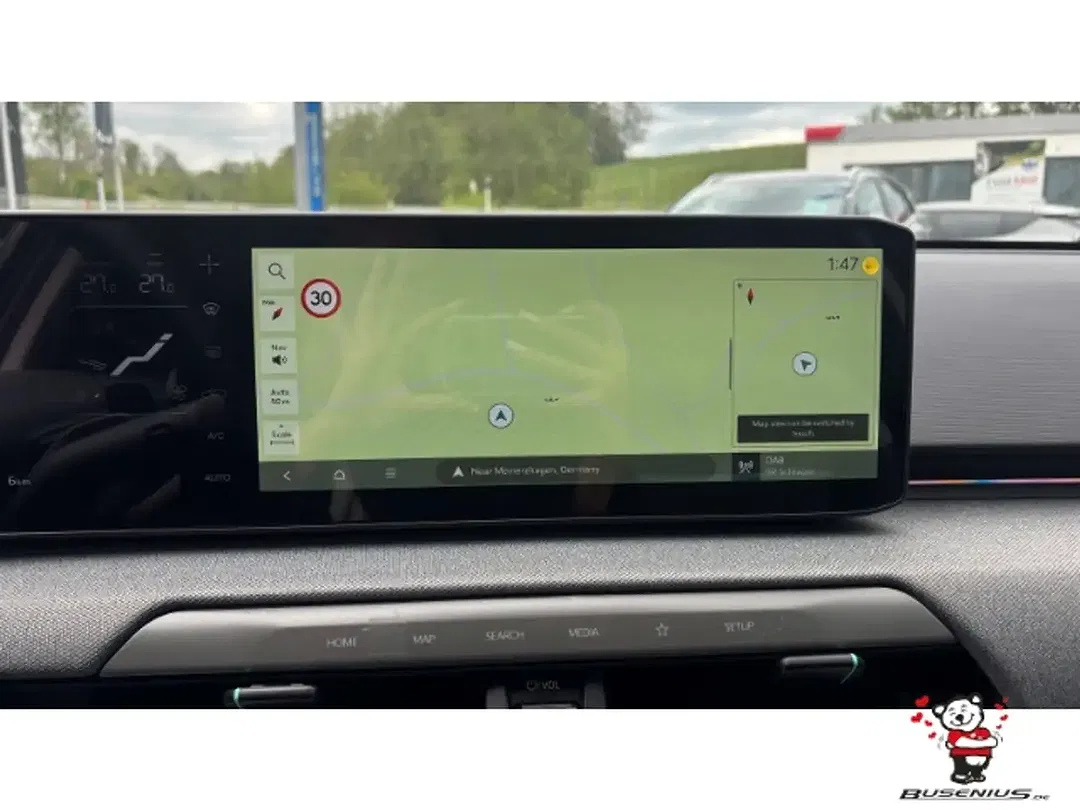 Kia EV4 - Thumbnail 10
