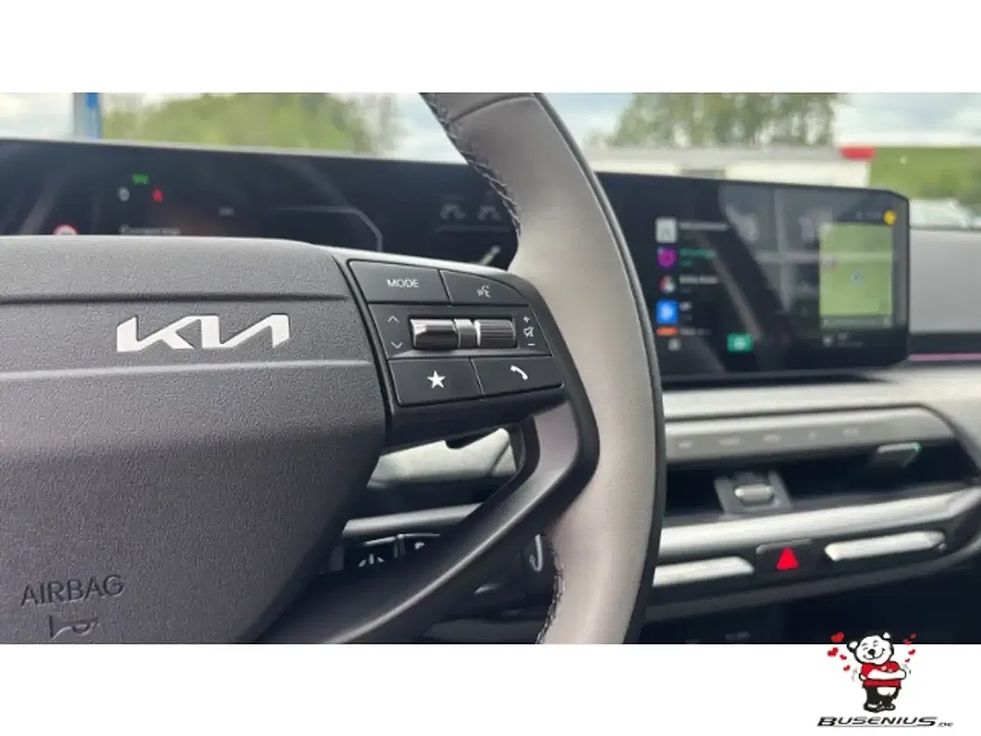 Kia EV4 - Thumbnail 15