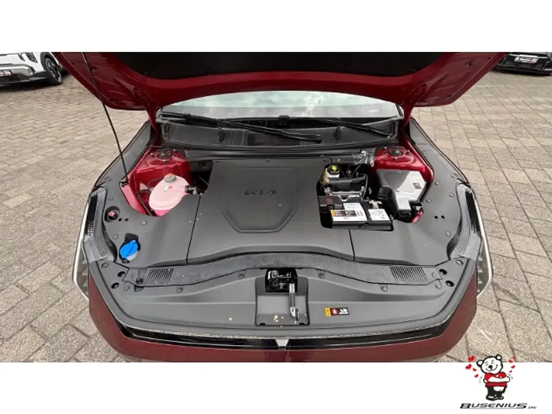 Kia EV4 - Thumbnail 18