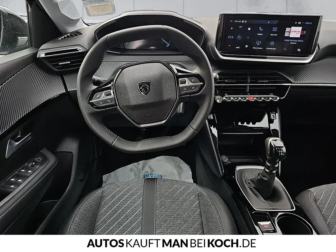 Peugeot 208 - Thumbnail 8